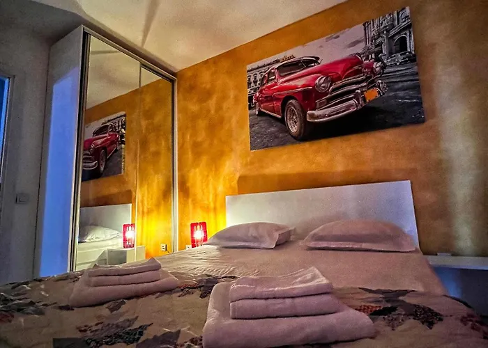 Апартаменти Boutique Park Residences 5 *